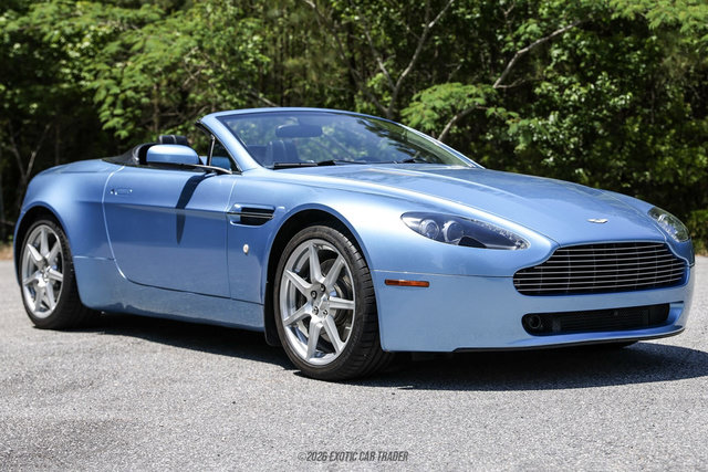 Used 2007 Aston Martin V8 Vantage Roadster RWD image 12