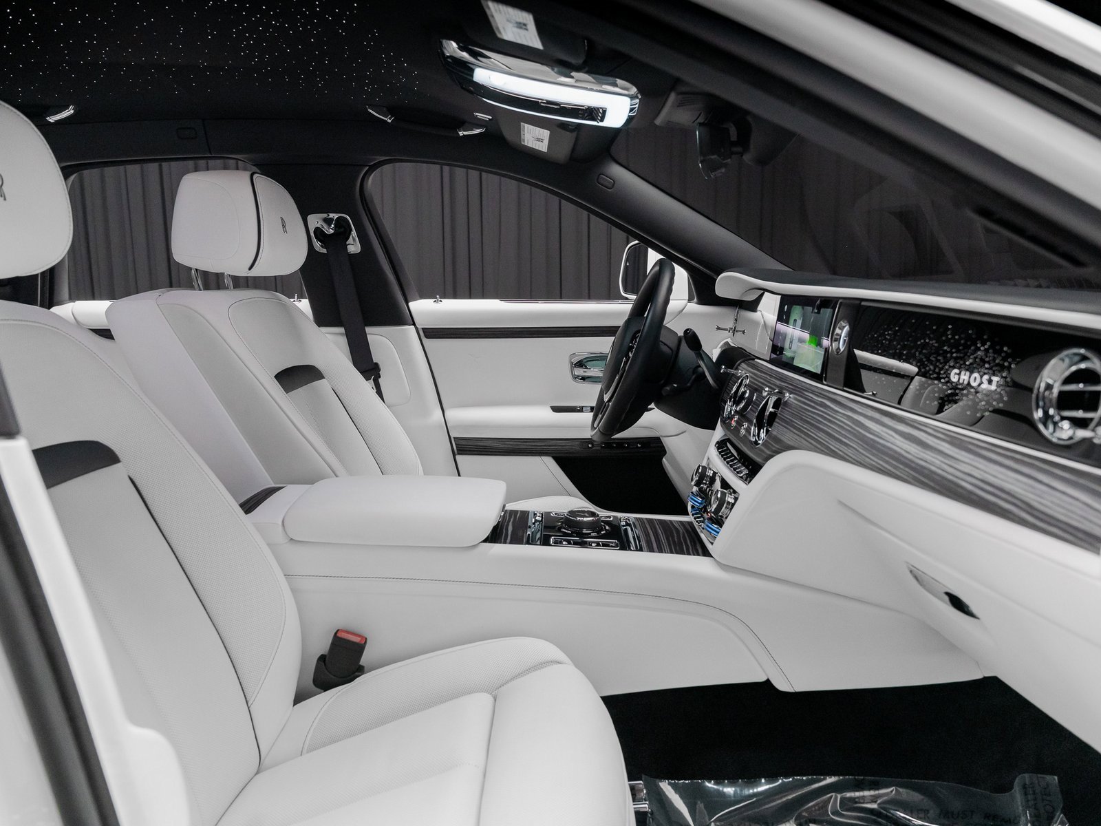 Used 2021 Rolls-Royce Ghost image 59