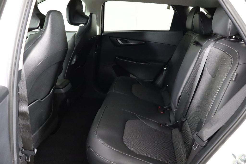Used 2025 Kia EV6 Light w/ Light LR Technology Package RWD image 16