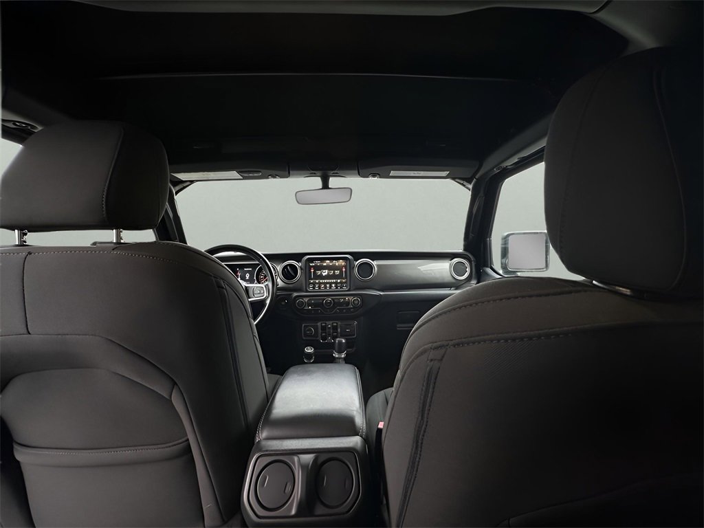 Used 2019 Jeep Wrangler Unlimited Sahara image 33