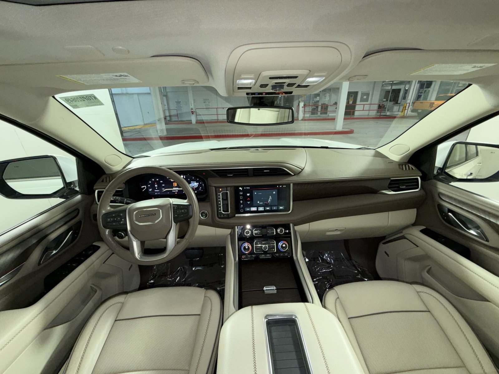 Used 2022 GMC Yukon XL Denali image 23
