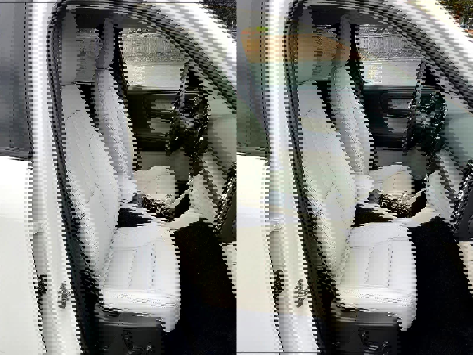 New 2026 Volvo XC40 B4 Plus w/ Climate Package image 31