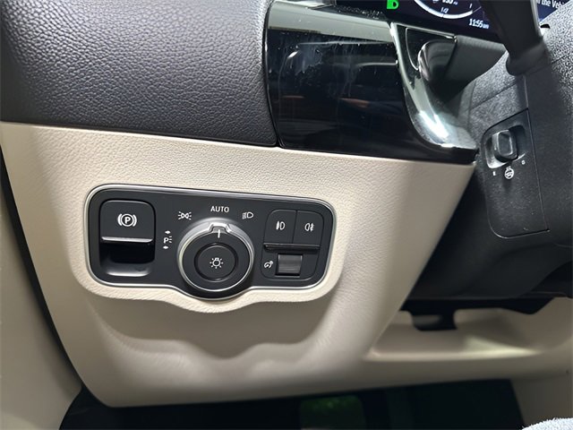 Used 2025 Mercedes-Benz GLA 250 4MATIC image 16