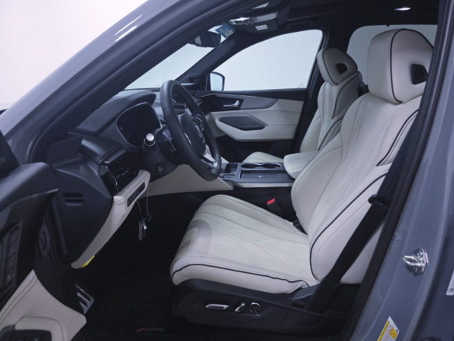 Used 2026 Acura MDX A-Spec w/ Advance Package AWD/4WD image 5