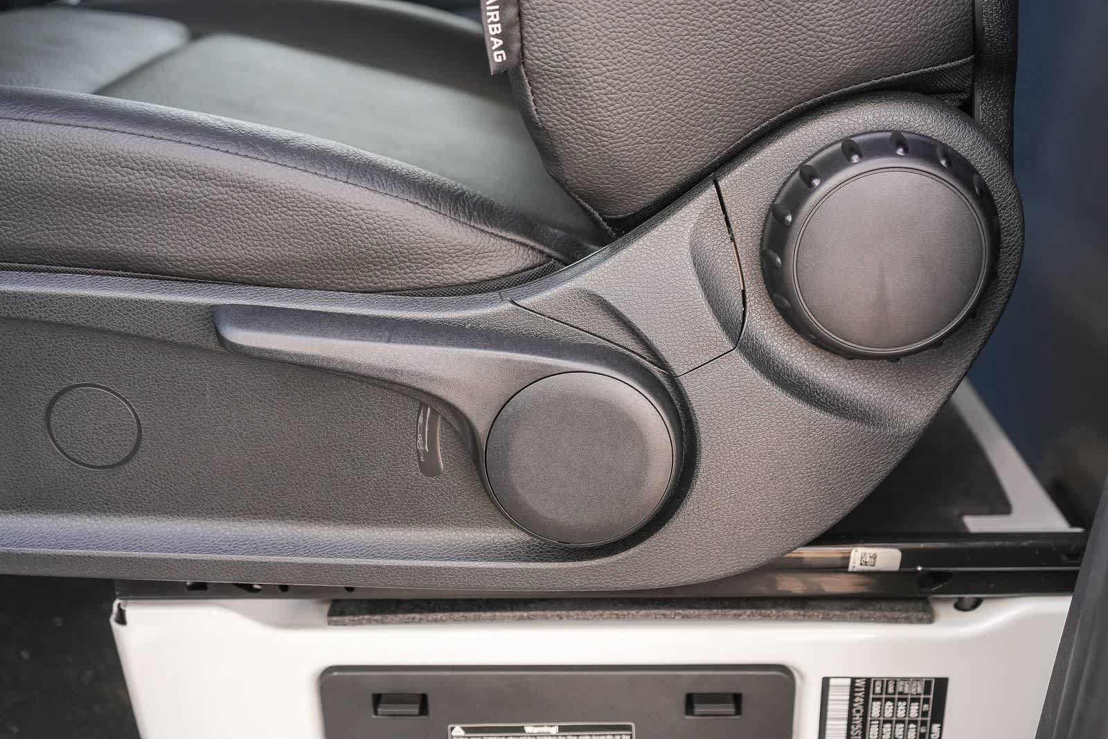New 2025 Mercedes-Benz eSprinter 170 Cargo image 21