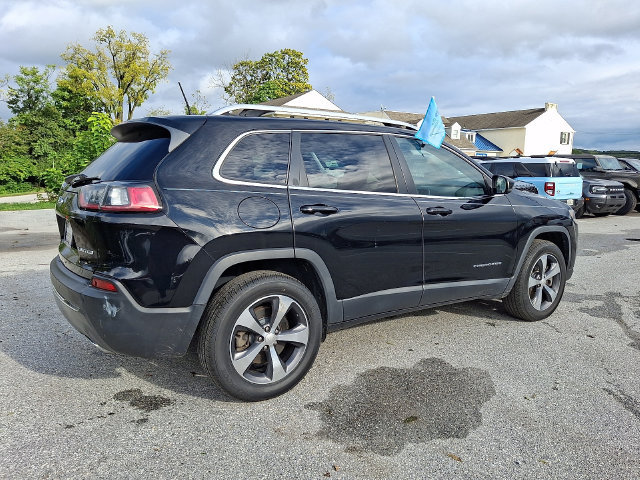 Used 2019 Jeep Cherokee Limited AWD/4WD image 11