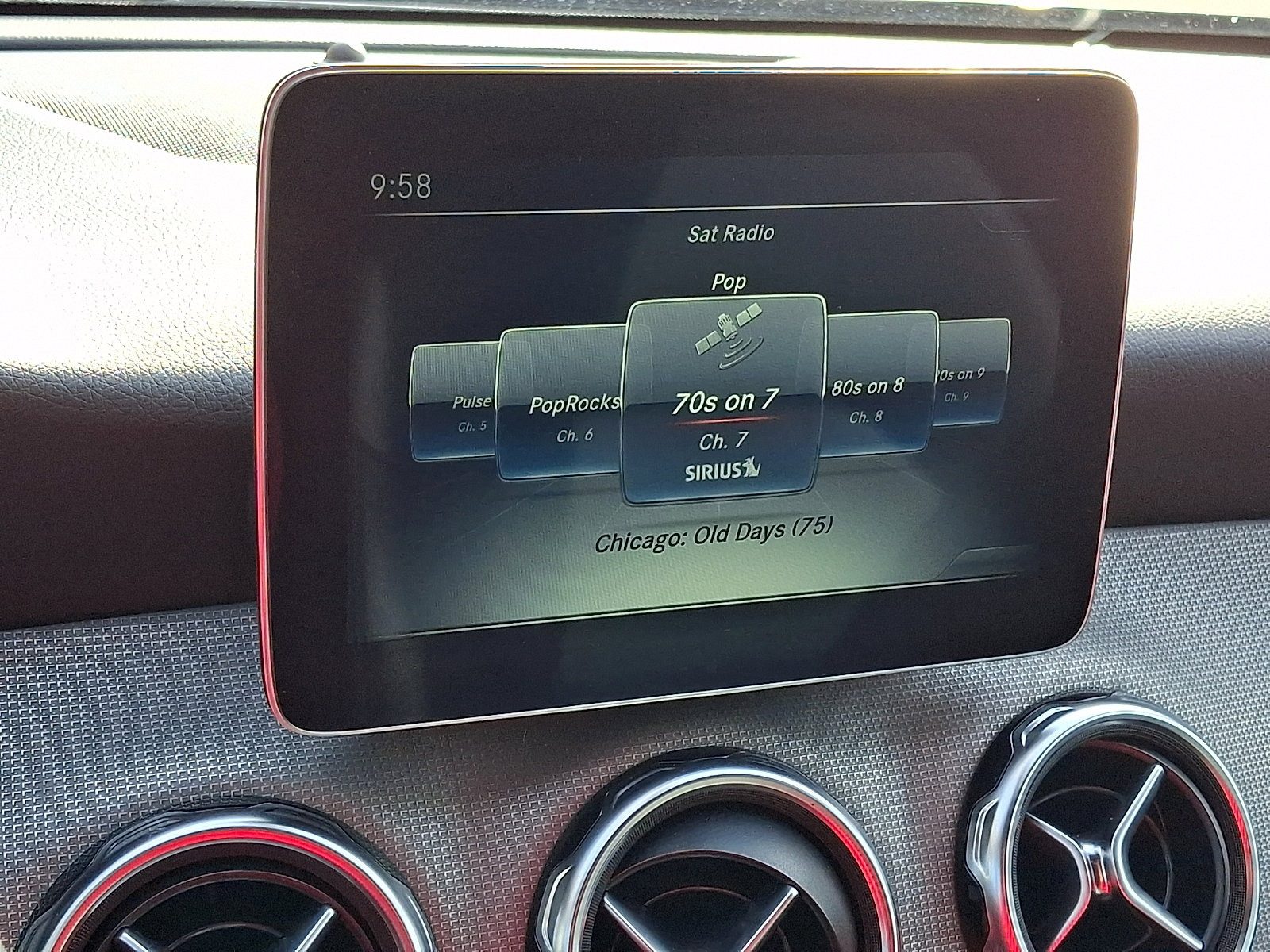 Certified 2019 Mercedes-Benz GLA 250 4MATIC image 19