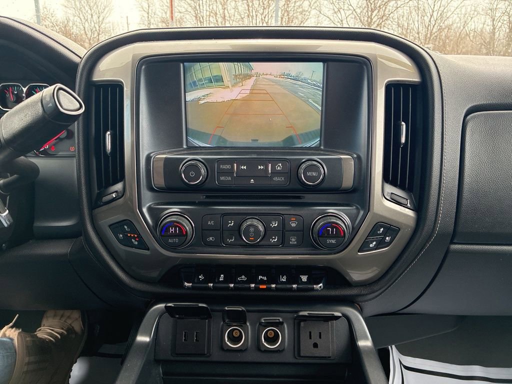 Used 2018 Chevrolet Silverado 2500 High Country image 23