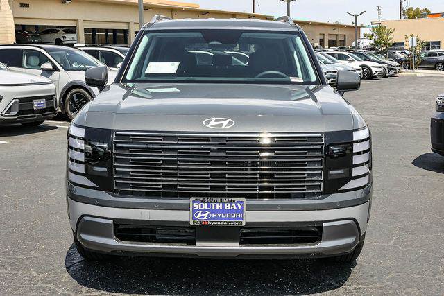 New 2026 Hyundai Palisade FWD Hybrid image 2