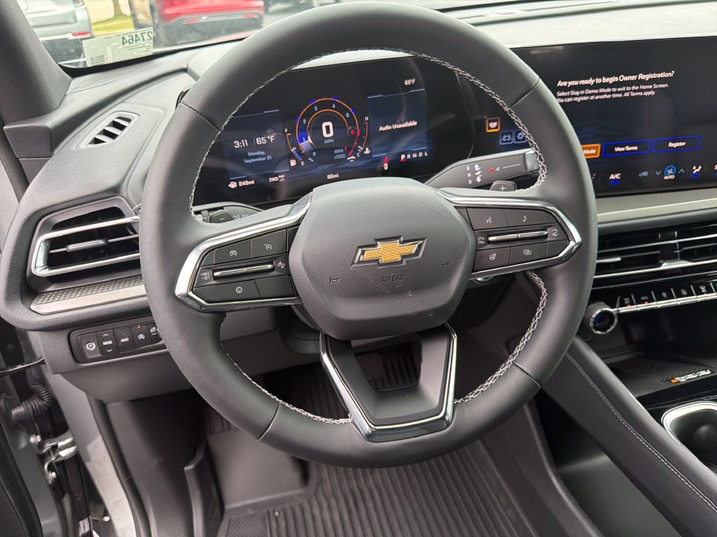 New 2027 Chevrolet Traverse LT w/ Sun and Wheel Package AWD/4WD image 16