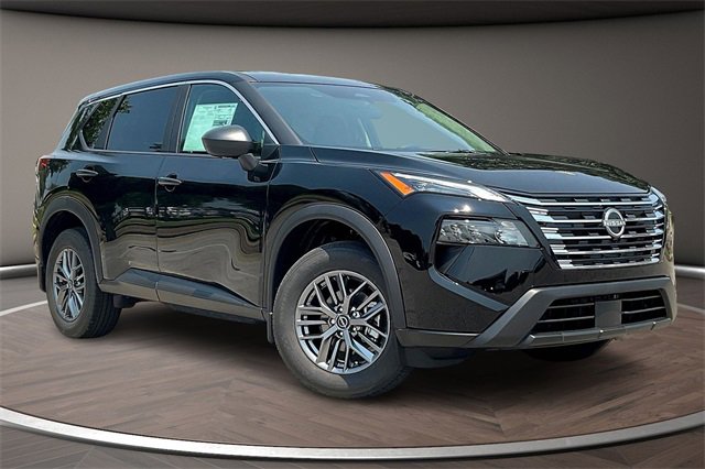 New 2026 Nissan Rogue S image 2