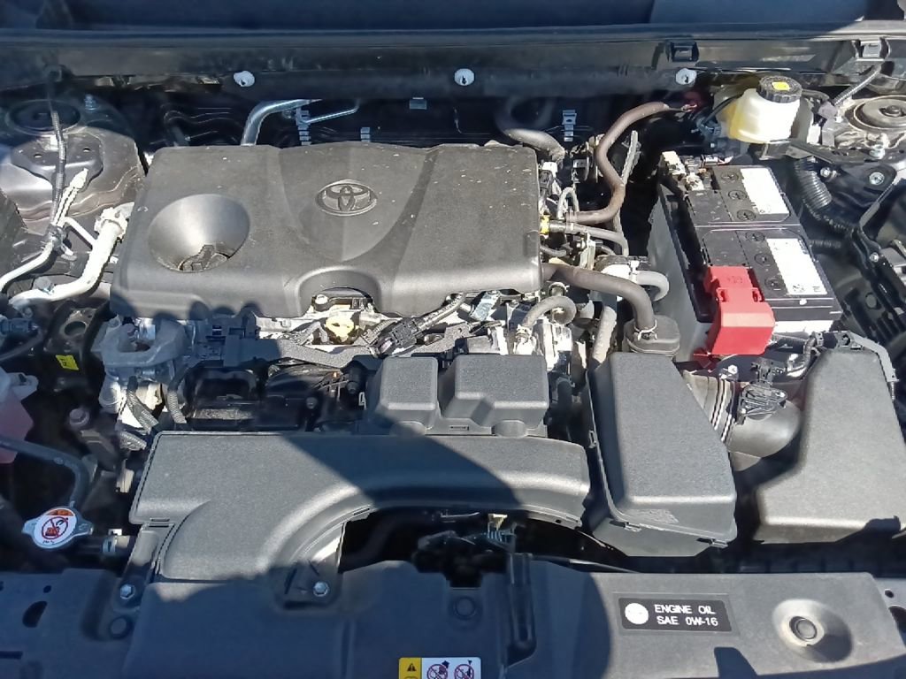 Used 2024 Toyota RAV4 XLE w/ Convenience Package image 33