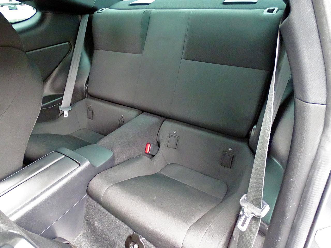 Used 2022 Toyota GR86 w/ ALL Weather Mat Package (TMS) RWD image 38