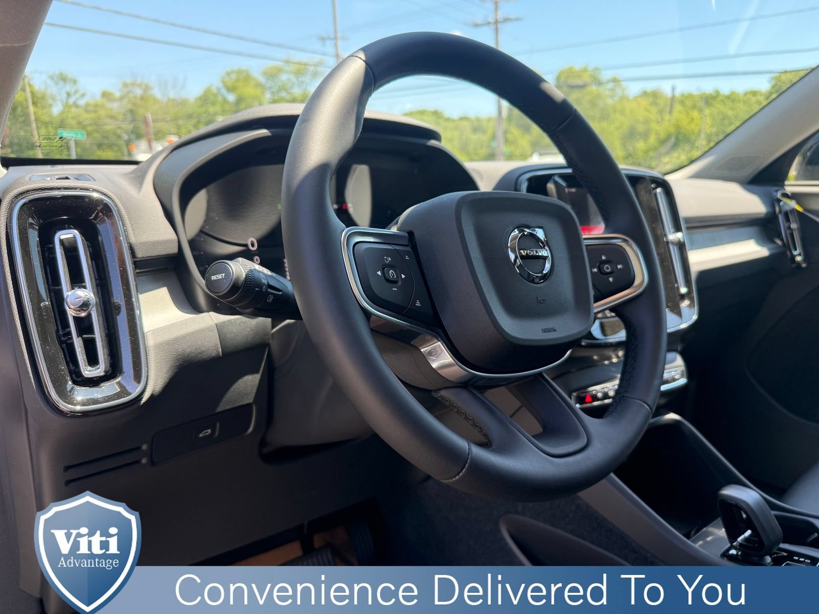 New 2026 Volvo XC40 B5 Core w/ Protection Package Premier AWD/4WD image 12