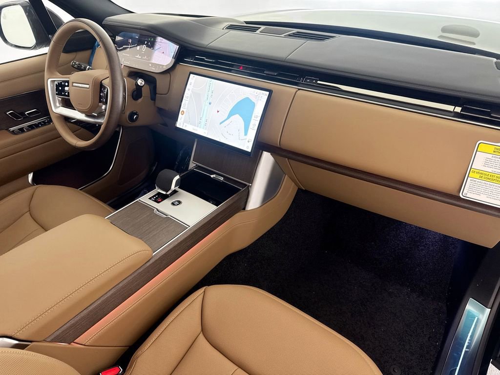 New 2026 Land Rover Range Rover Long Wheelbase SE AWD/4WD image 30