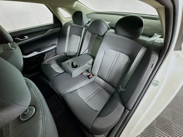 New 2025 Kia K5 LXS FWD image 23