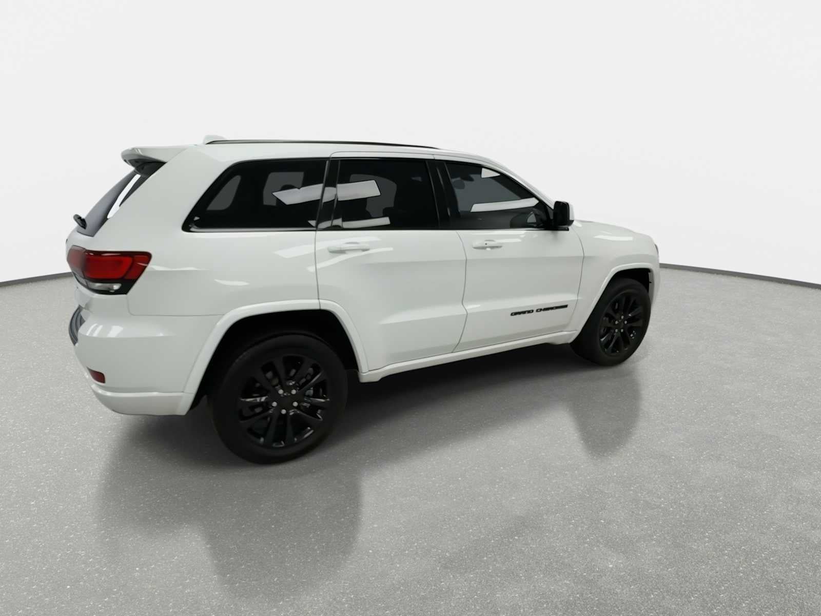 Used 2021 Jeep Grand Cherokee Laredo X AWD/4WD image 9
