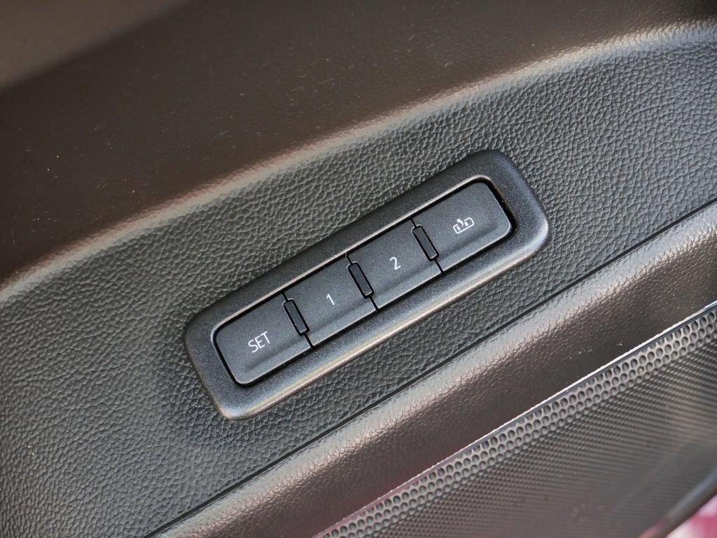 Used 2020 Chevrolet Tahoe Premier w/ Premier Plus Edition image 10