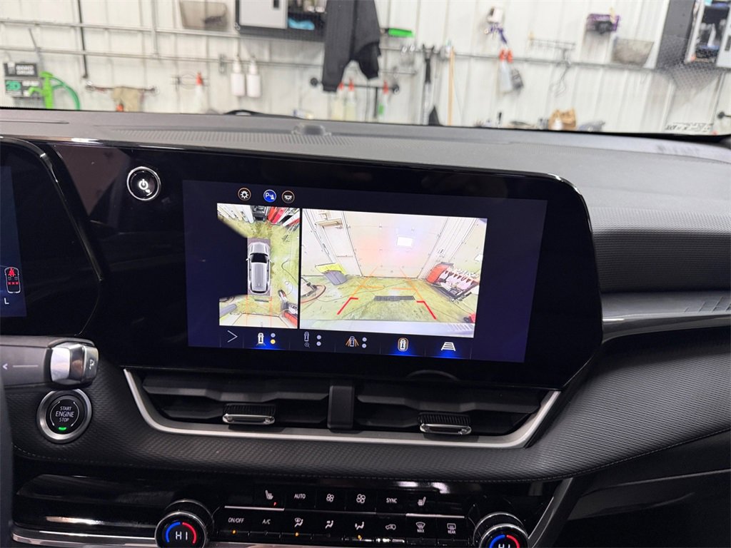 Certified 2025 Chevrolet Equinox LT w/ Convenience Package II image 18