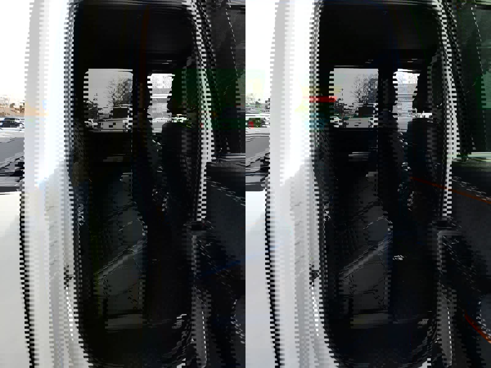 Used 2024 Ford F350 Platinum w/ FX4 Off-Road Package image 23