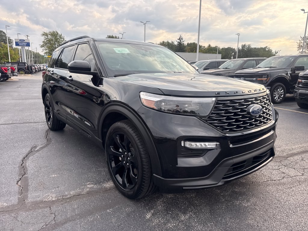 Used 2024 Ford Explorer ST-Line w/ Class IV Trailer Tow Package AWD/4WD image 4