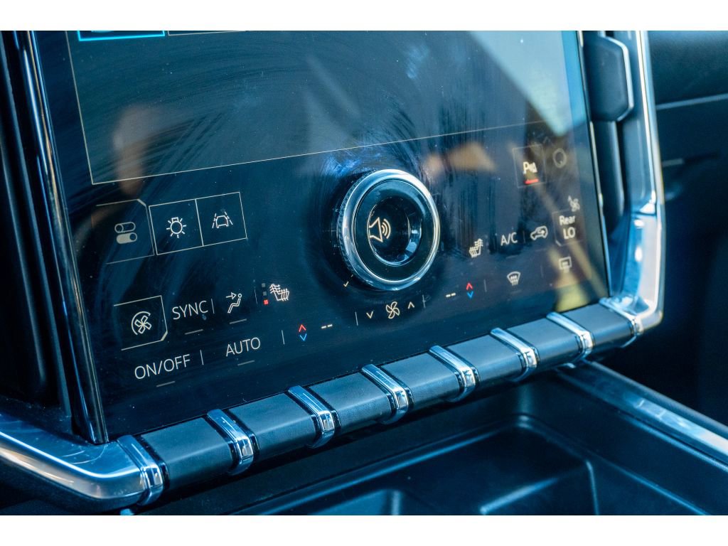 Used 2025 GMC Acadia Elevation image 26