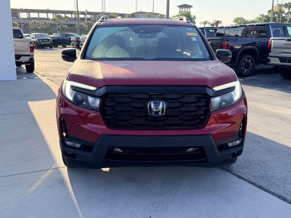 Used 2023 Honda Passport Elite image 3