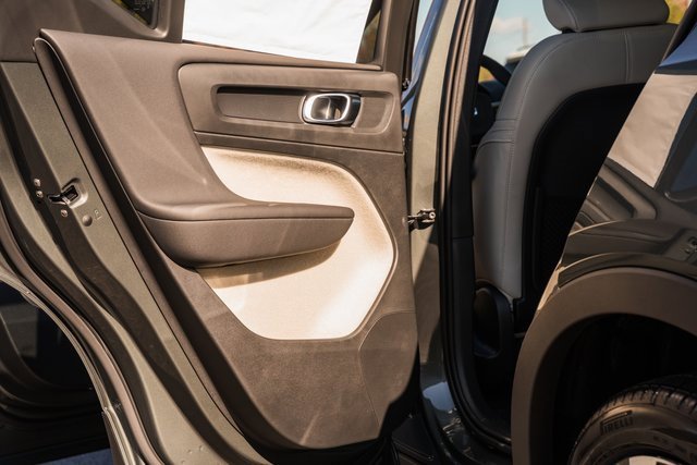 New 2026 Volvo XC40 B5 Ultra w/ Protection Package Premier image 37