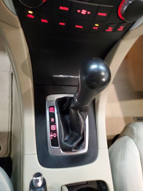 Used 2010 Suzuki Kizashi SE FWD image 24