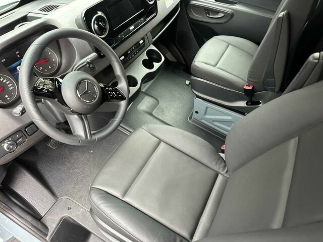 New 2026 Mercedes-Benz Sprinter 2500 image 10