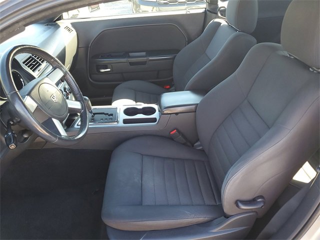 Used 2010 Dodge Challenger SE image 24