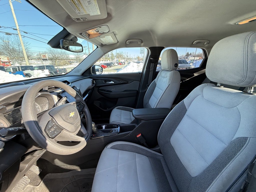 Used 2021 Chevrolet TrailBlazer LT w/ Convenience Package image 11