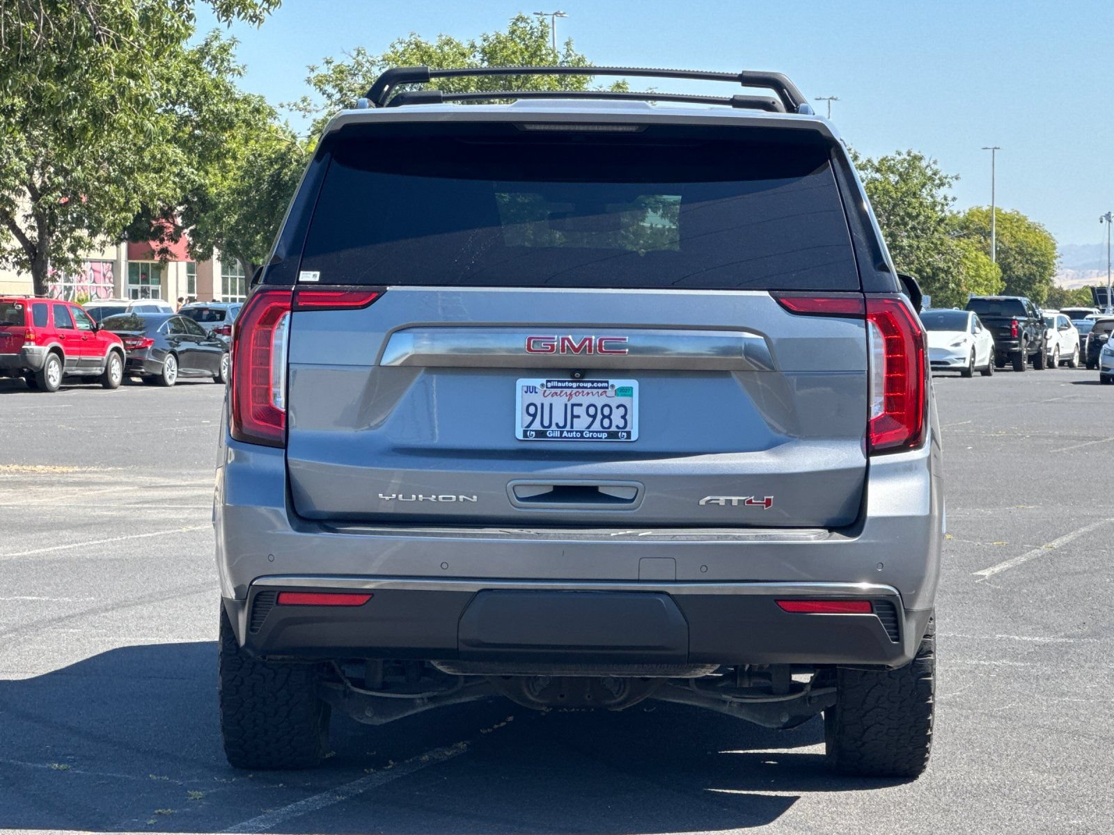Used 2021 GMC Yukon AT4 AWD/4WD image 5