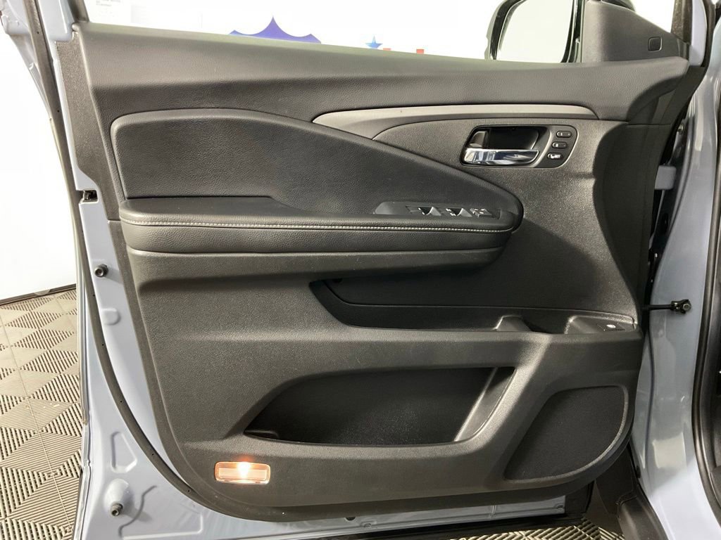 Used 2022 Honda Ridgeline RTL-E image 12