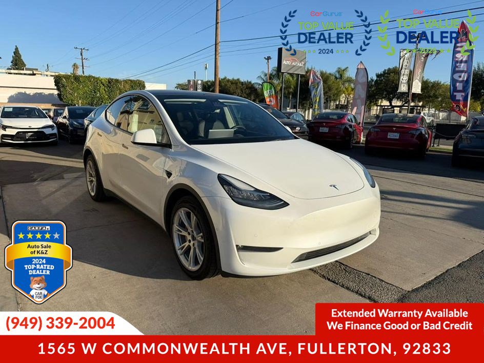 Used 2021 Tesla Model Y Long Range image 11