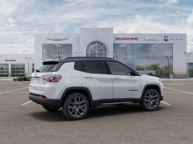 New 2026 Jeep Compass Limited AWD/4WD image 4