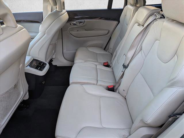 Used 2017 Volvo XC90 T6 Momentum w/ Vision Package image 20