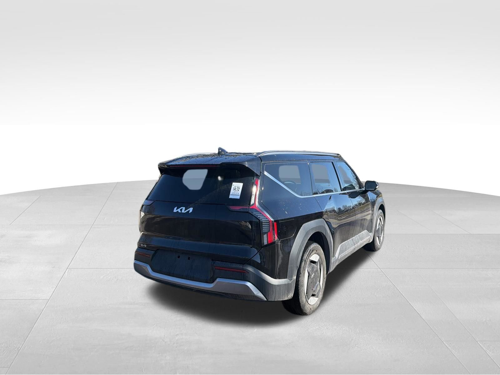 Used 2024 Kia EV9 Wind image 5