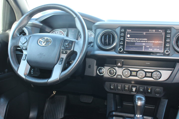 Used 2020 Toyota Tacoma TRD Off-Road image 23