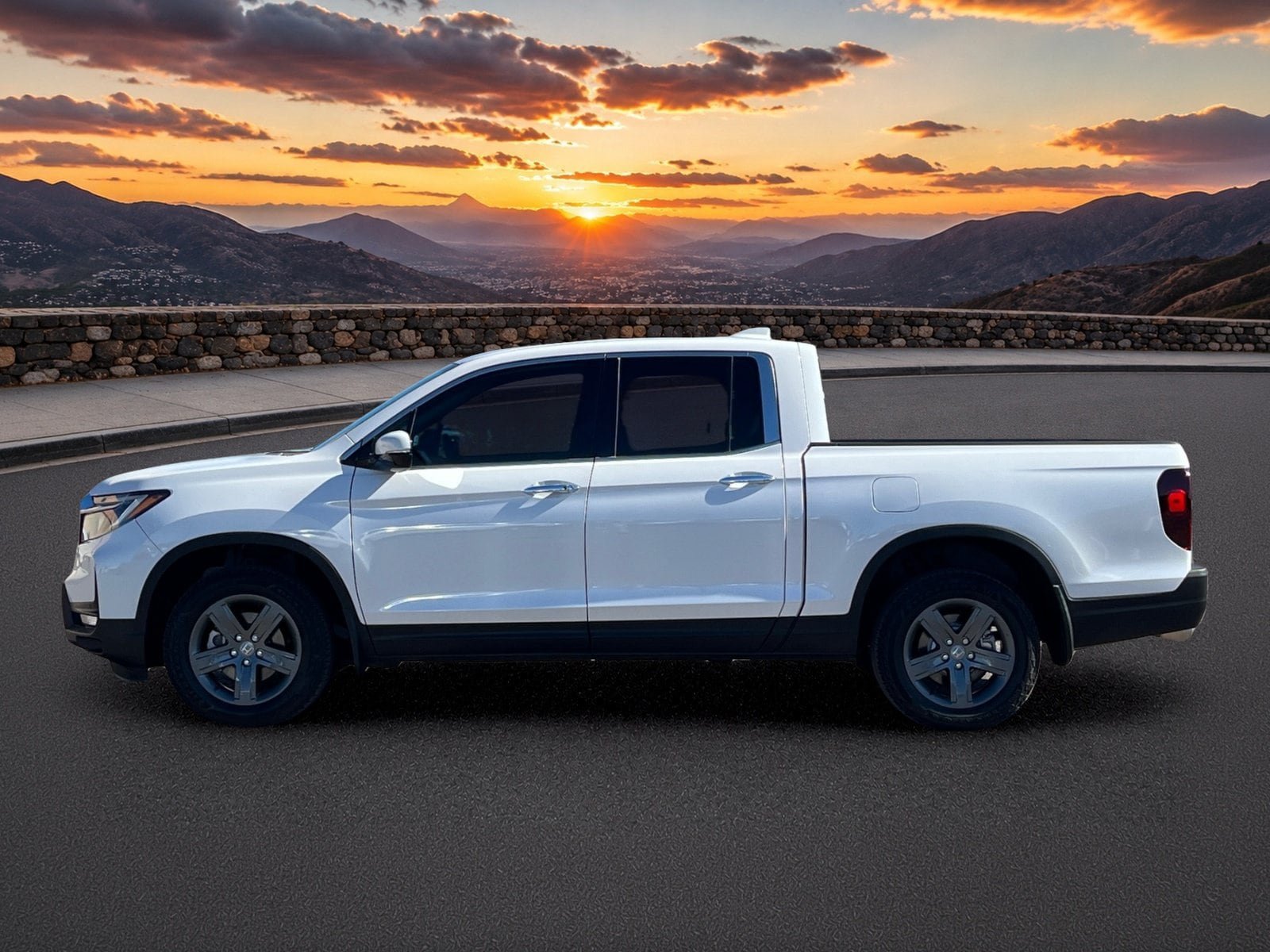 Used 2023 Honda Ridgeline RTL-E image 3