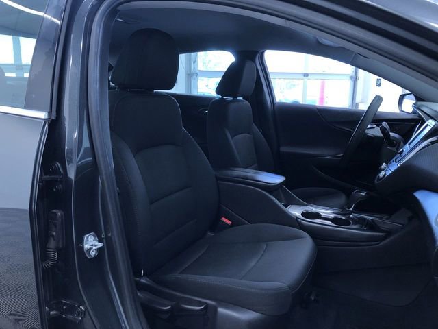Used 2016 Chevrolet Malibu LT FWD image 21