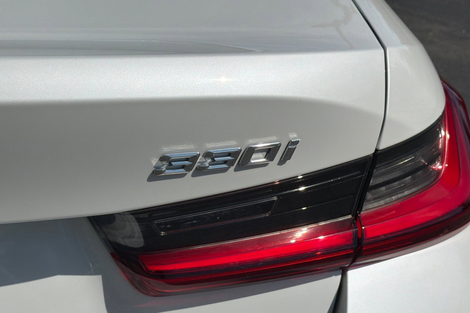 Certified 2025 BMW 330i xDrive Sedan w/ Premium Package image 39