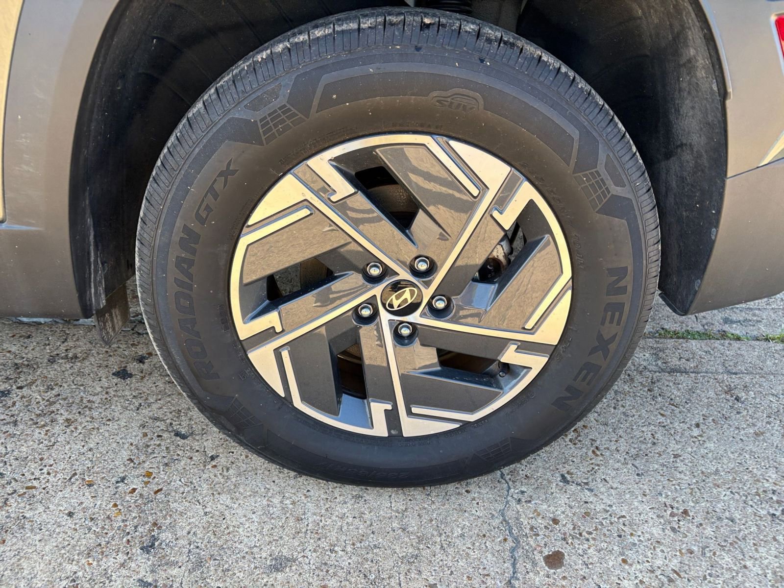 Used 2025 Hyundai Tucson Blue image 33