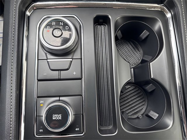 Used 2024 Ford Expedition XLT image 35