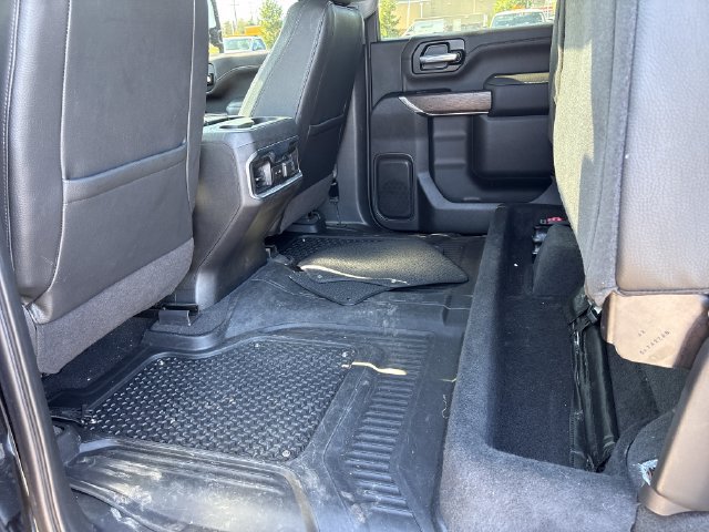 Used 2022 GMC Sierra 3500 Denali w/ Denali Black Diamond Edition AWD/4WD image 13