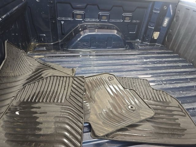 Used 2023 Chevrolet Silverado 1500 LT AWD/4WD image 16