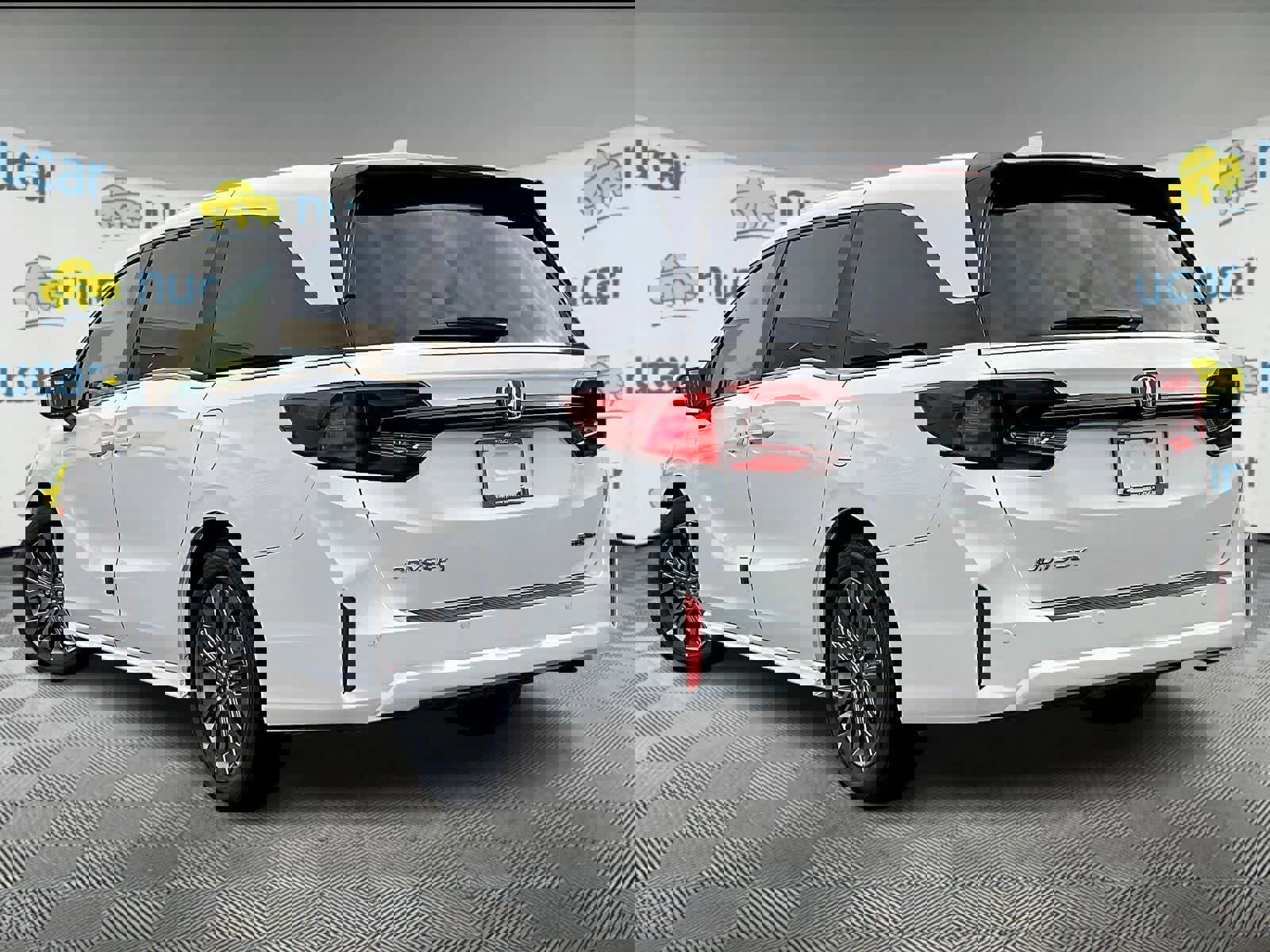 New 2026 Honda Odyssey Touring image 5