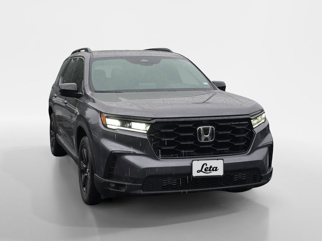 Certified 2025 Honda Pilot Black Edition image 2