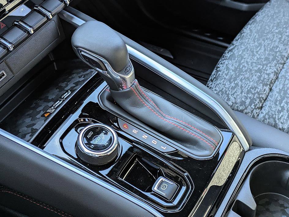 Used 2025 Chevrolet Colorado Z71 image 24