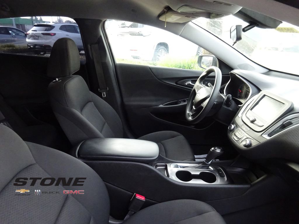 Used 2018 Chevrolet Malibu LS image 16